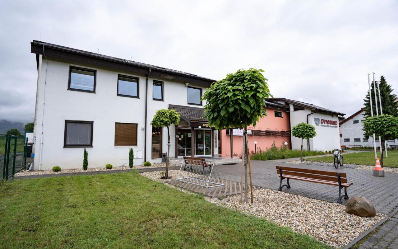 Hotel Dynamic Nová Dubnica Eksteriør billede