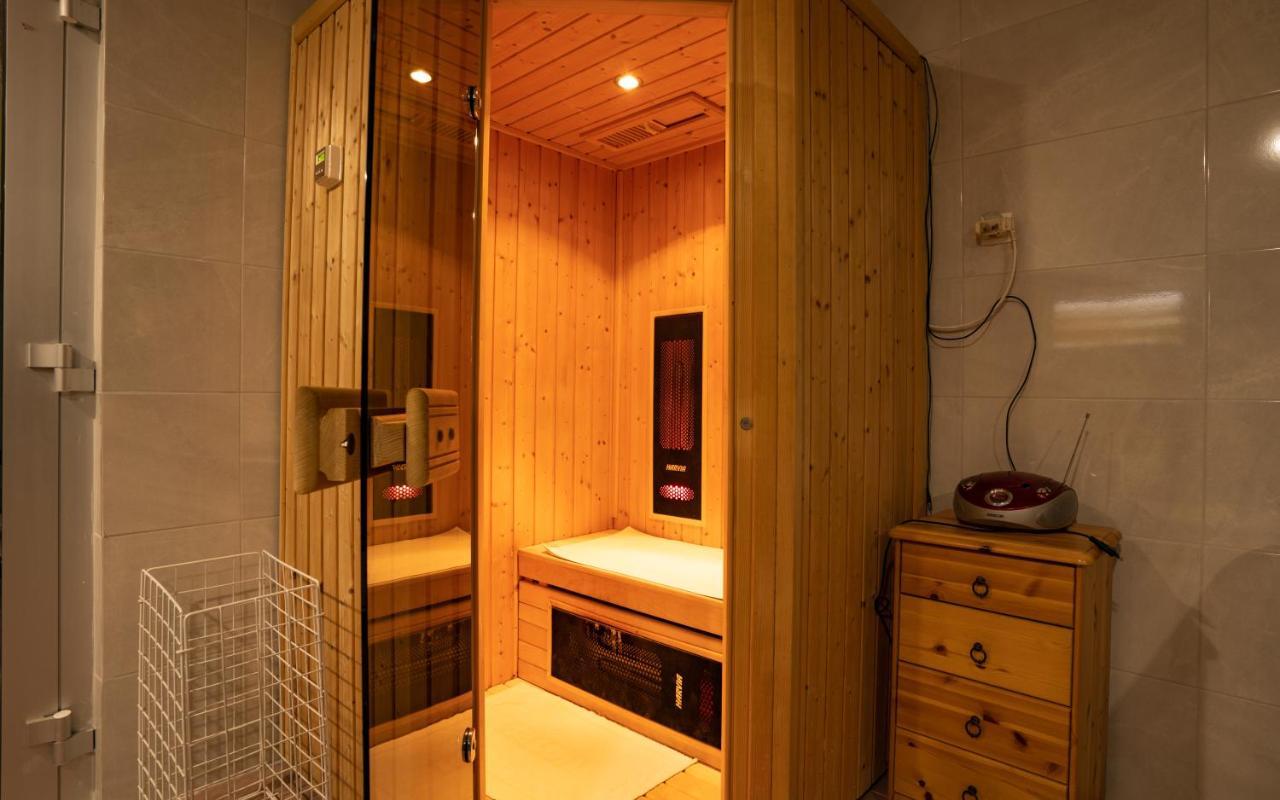 Hotel Dynamic Nová Dubnica Eksteriør billede