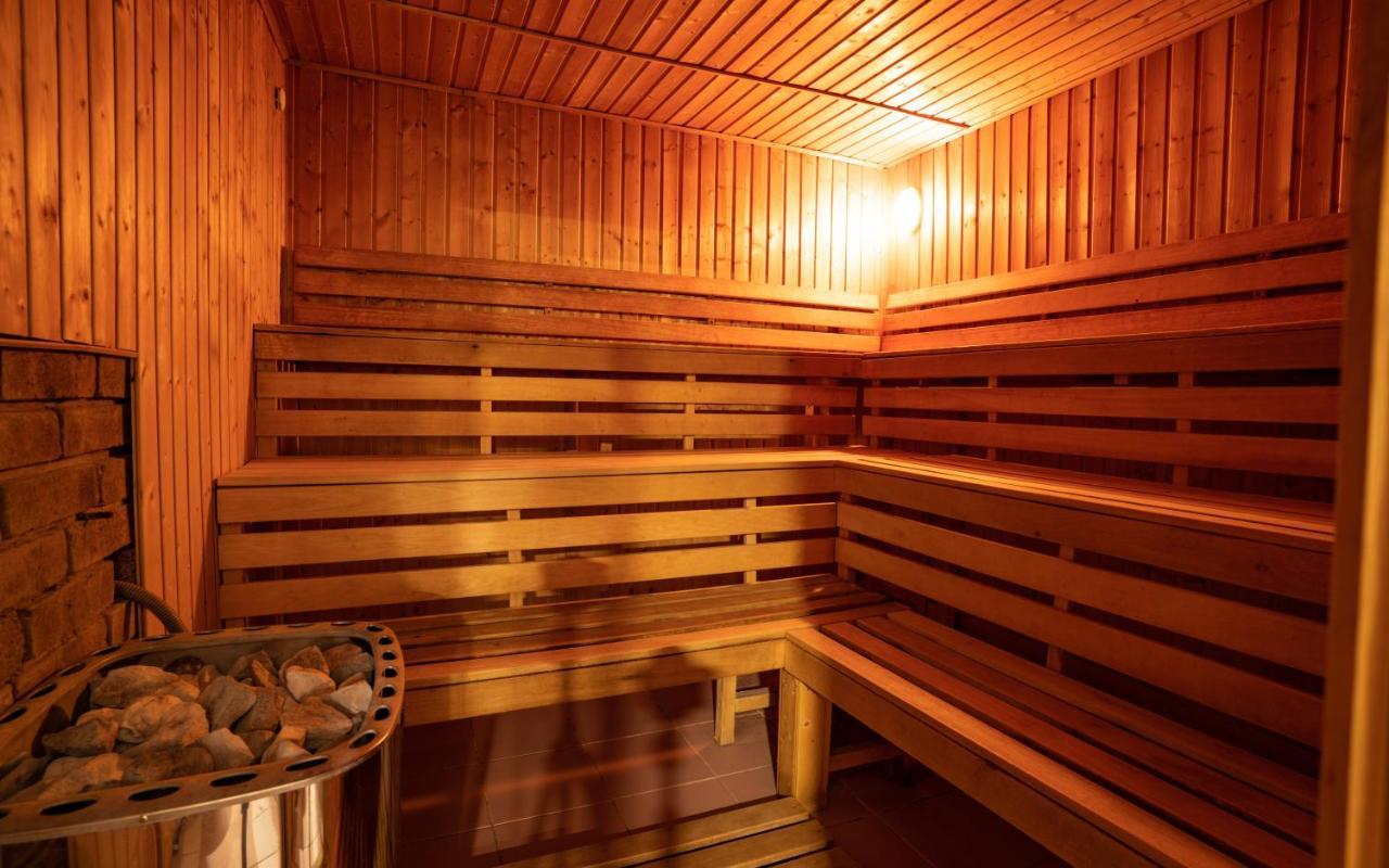 Hotel Dynamic Nová Dubnica Eksteriør billede